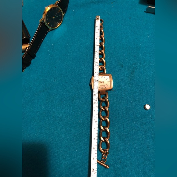 Ladies Fossil Analog Watch With Brown polished Chain Link Band ES - Picture 11 of 15